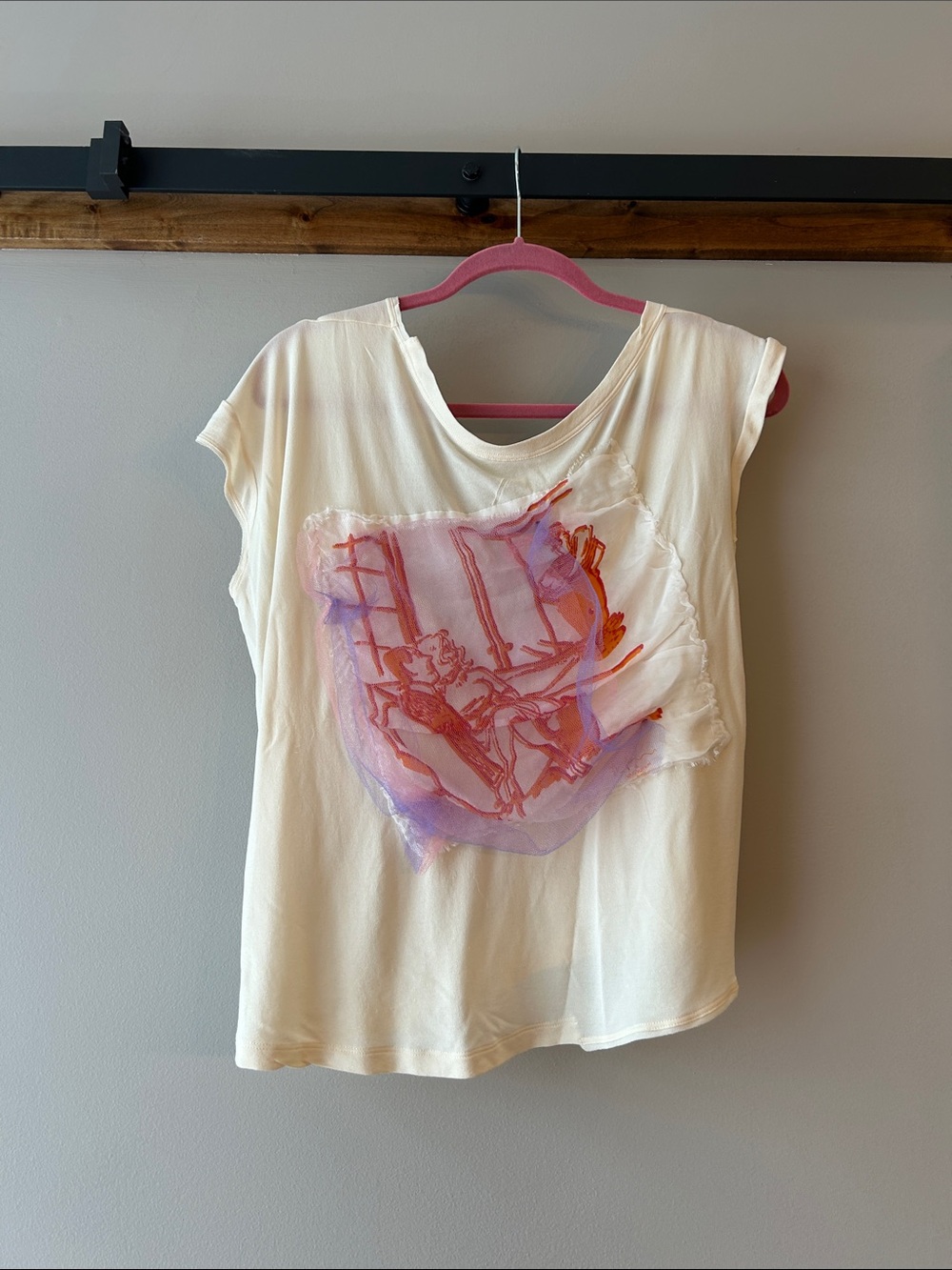 Louis Vuitton Cream Short Sleeve Top with Lavender and Coral Graphic